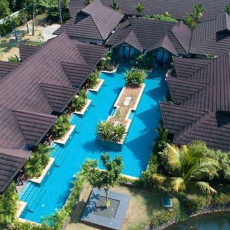 Gokulam Grand Resort & Spa, Кумараком Екстер'єр фото