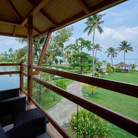 Gokulam Grand Resort & Spa, Кумараком Екстер'єр фото