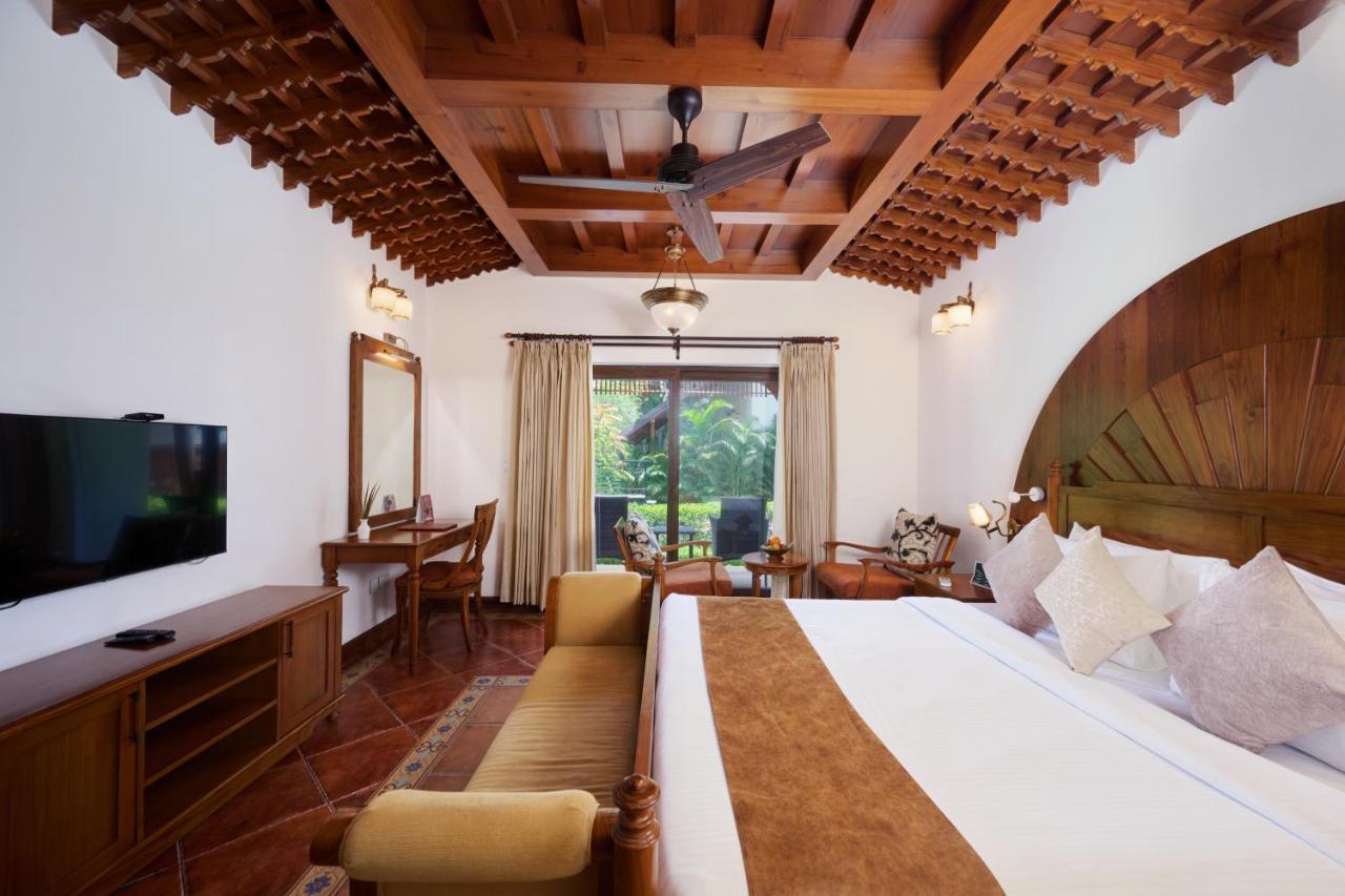 Gokulam Grand Resort & Spa, Кумараком Екстер'єр фото