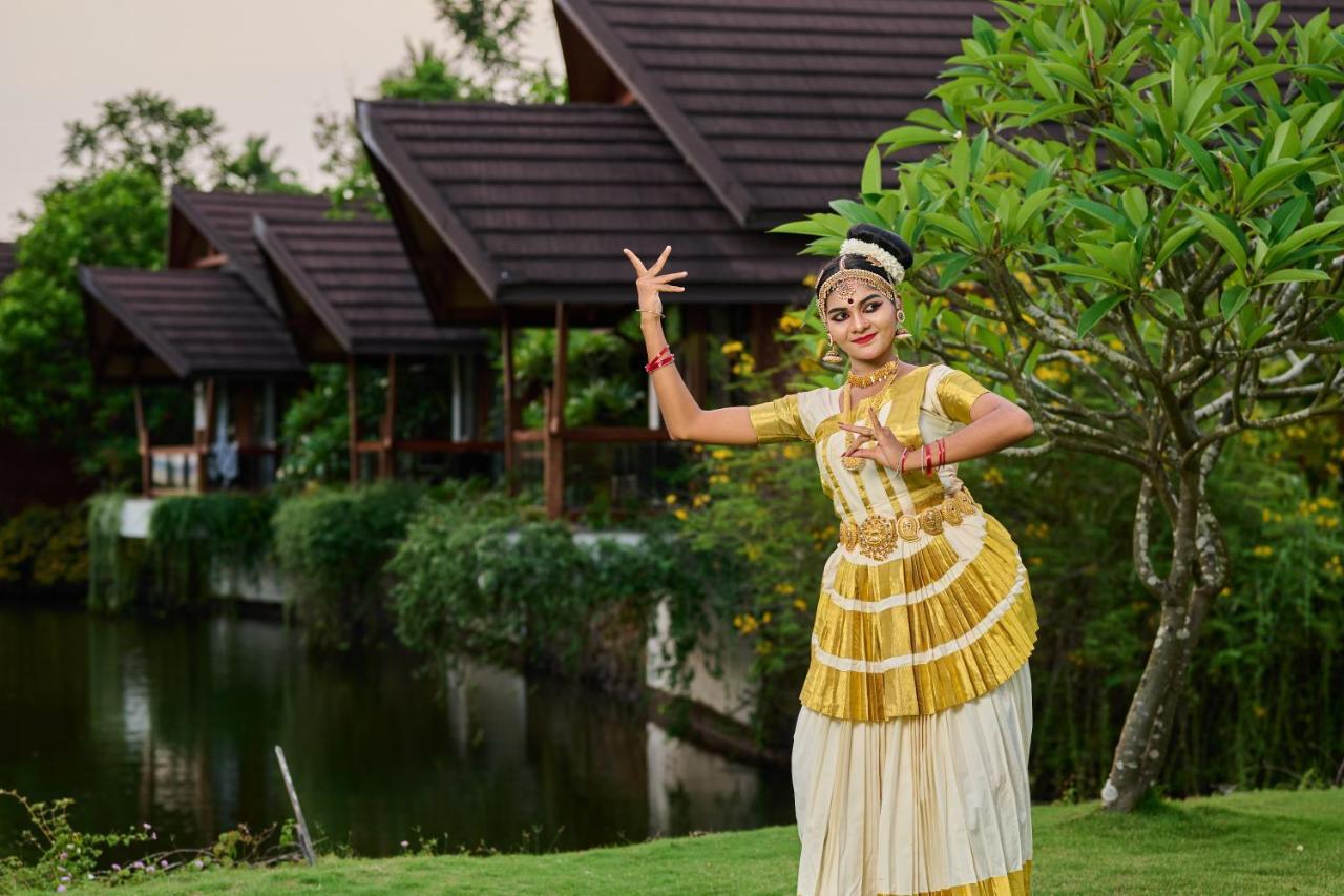 Gokulam Grand Resort & Spa, Кумараком Екстер'єр фото