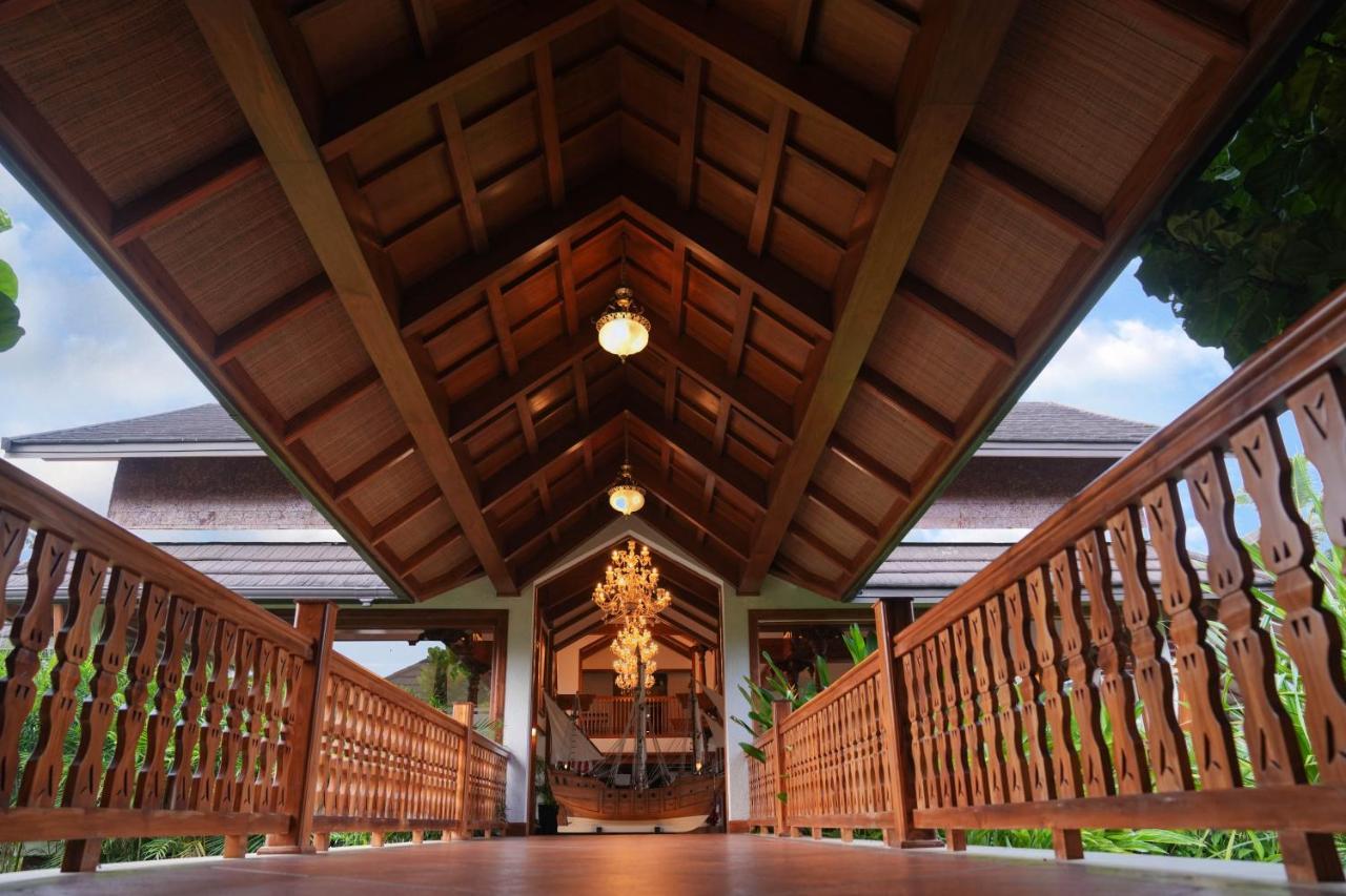 Gokulam Grand Resort & Spa, Кумараком Екстер'єр фото